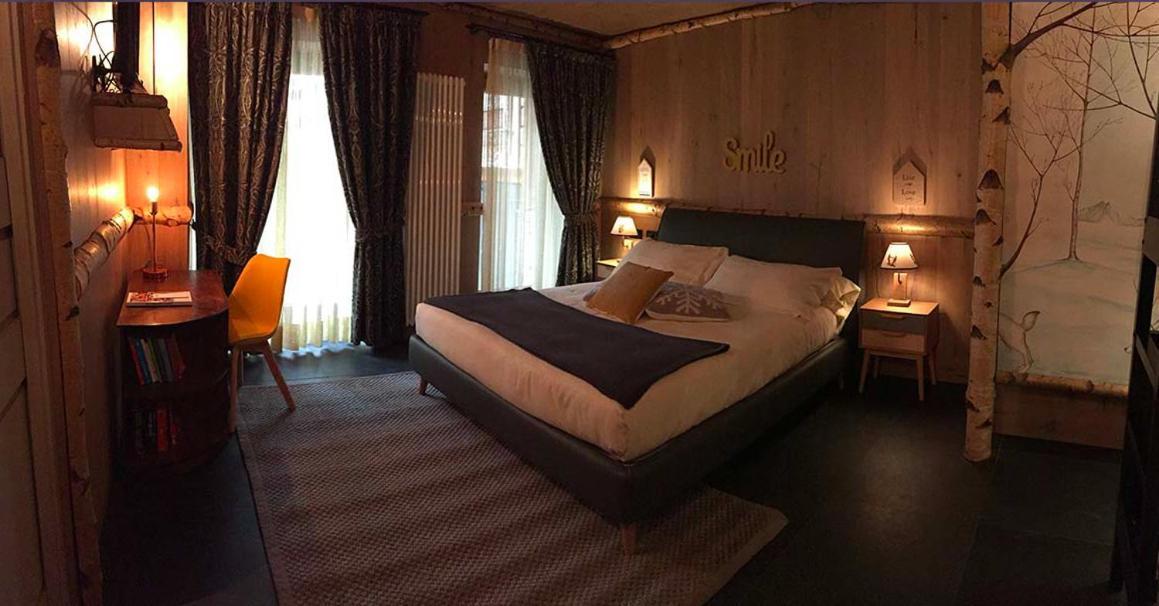 Hotel Letterario Locanda Collomb La Thuile Ngoại thất bức ảnh